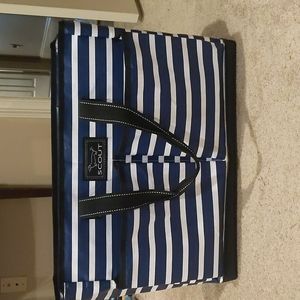 Navy & White Scout Bag